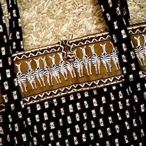 HOST PICK 🌹EUC Vera Bradley Quilted Bag Purse Tote - Safari Zebra Print